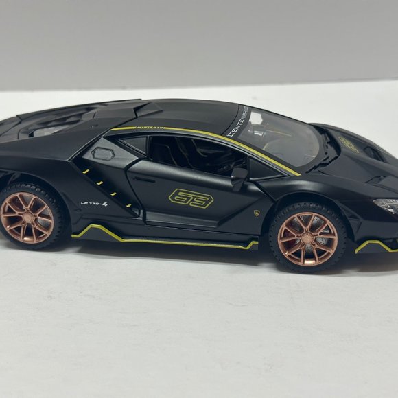 1:24 Lamborghini Centenario Diecast With Headlight & Taillight LED Matt Black - Picture 2 of 10